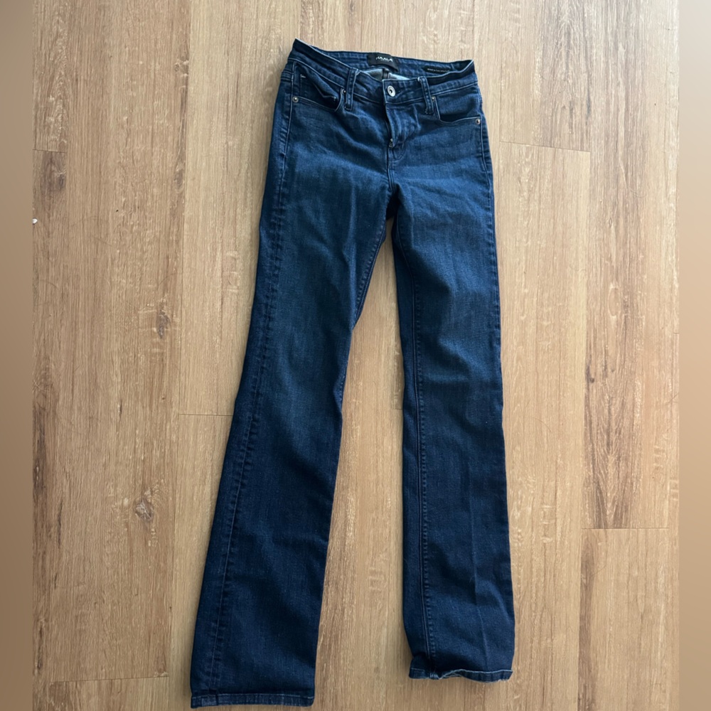 Hala jeans